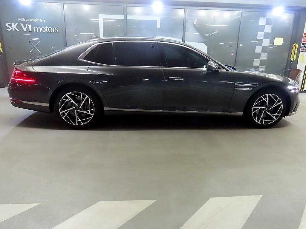 Genesis G90 - Vista 3