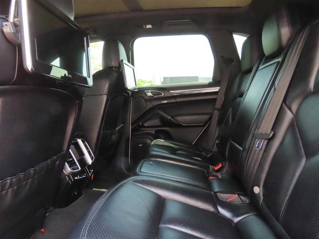 Porsche Cayenne - Vista 6