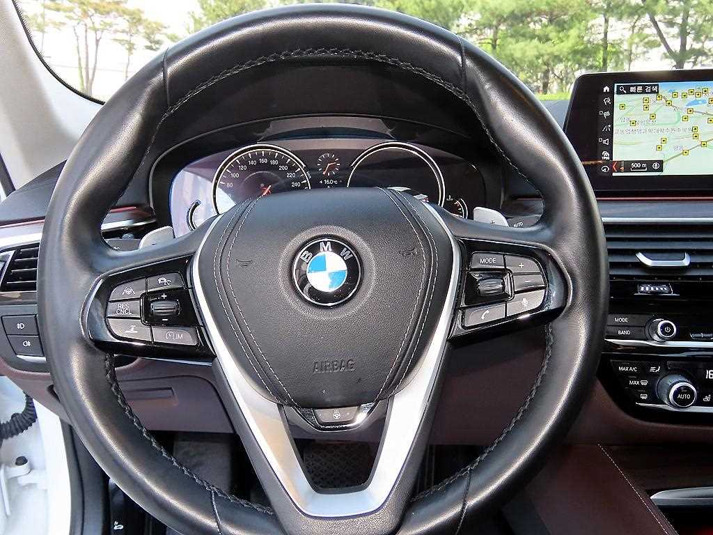BMW 5 Series - Vista 8