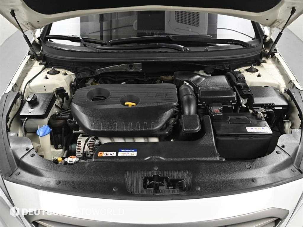 HYUNDAI Sonata - Vista 6