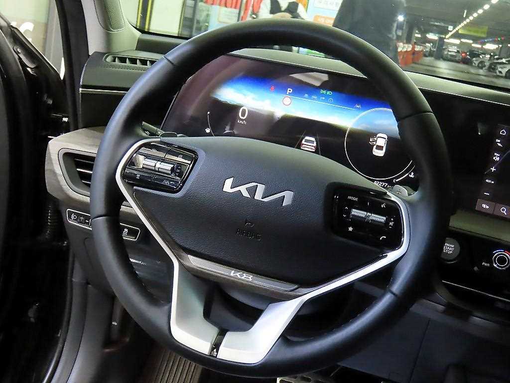 KIA K8 - Vista 8