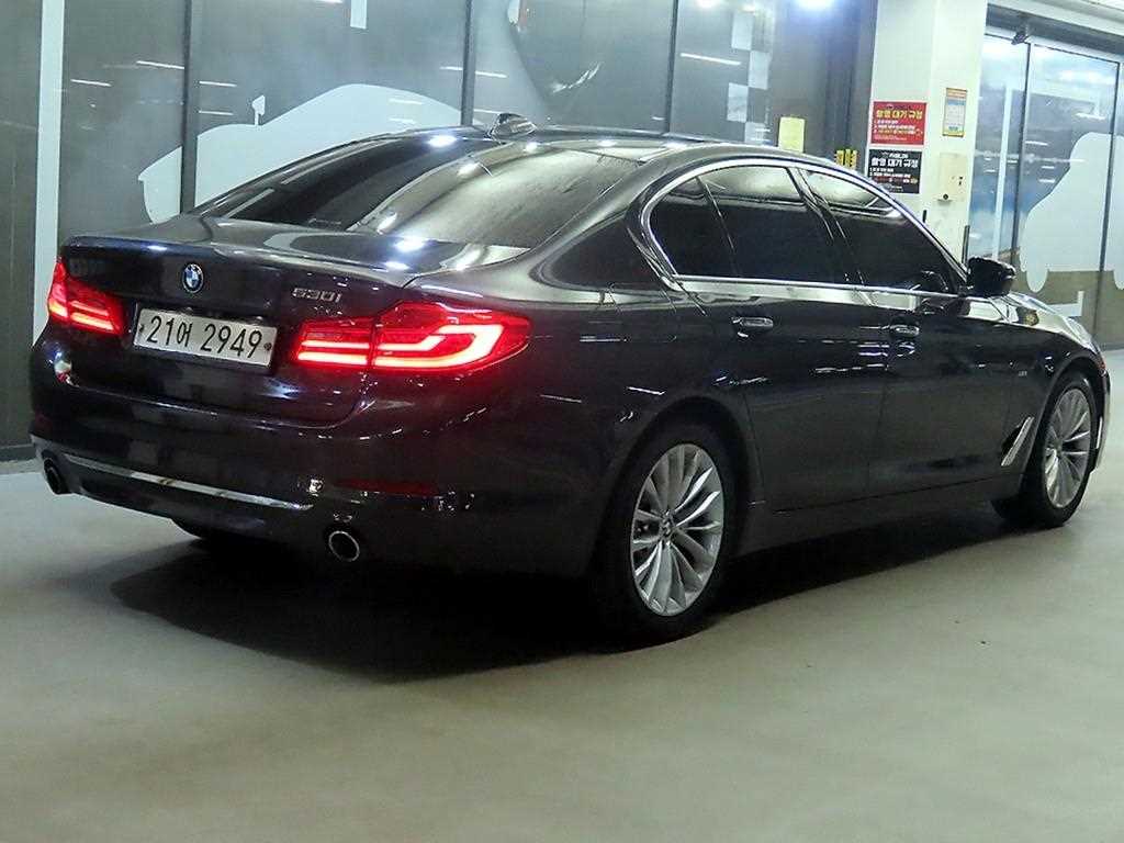 BMW 5 Series - Vista 4