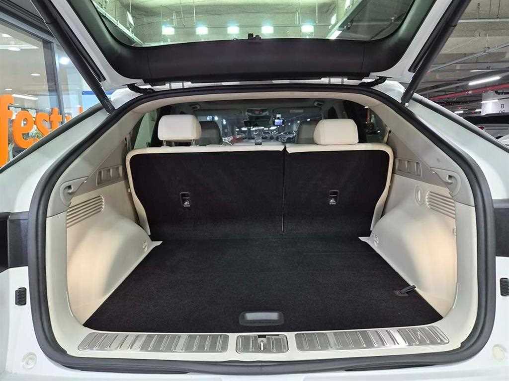 Genesis GV60 2022 Blanco - Importación desde Corea - HF Imports Iquique - Foto 18