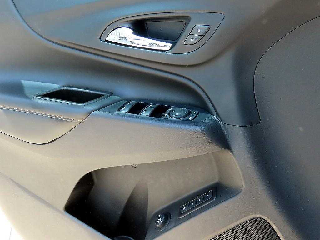 Chevrolet Equinox - Vista 11