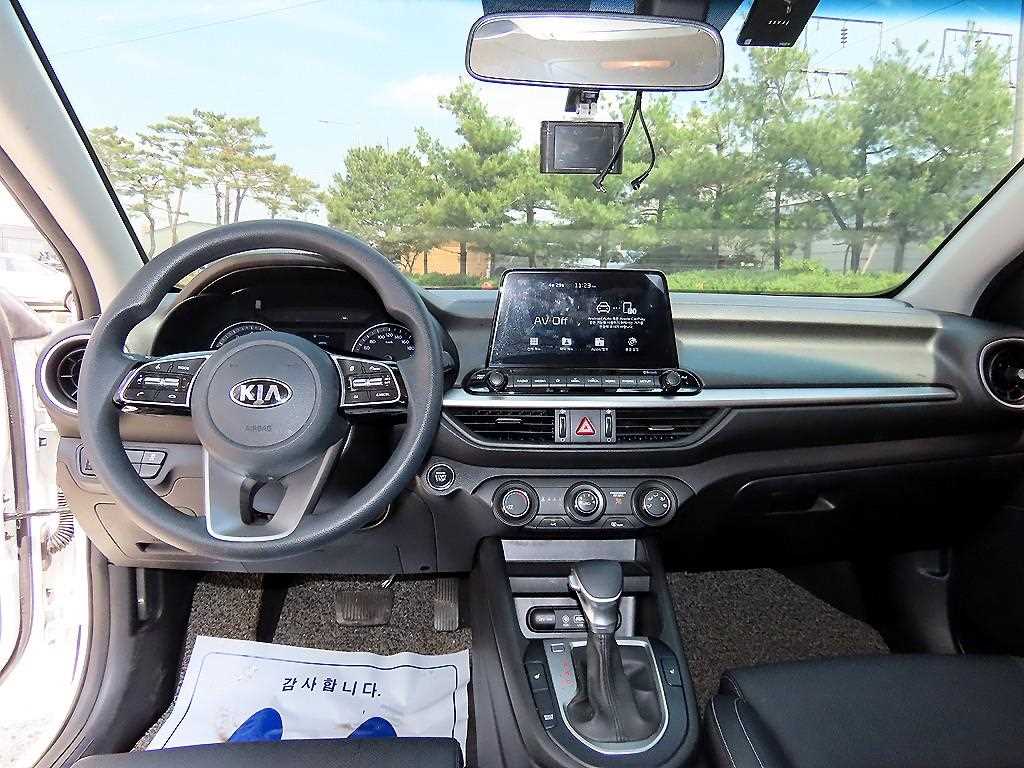 KIA K3 - Vista 7