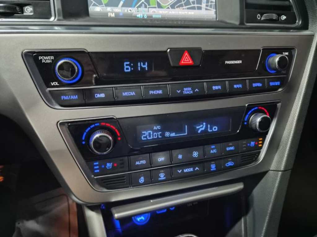 HYUNDAI Sonata - Vista 10