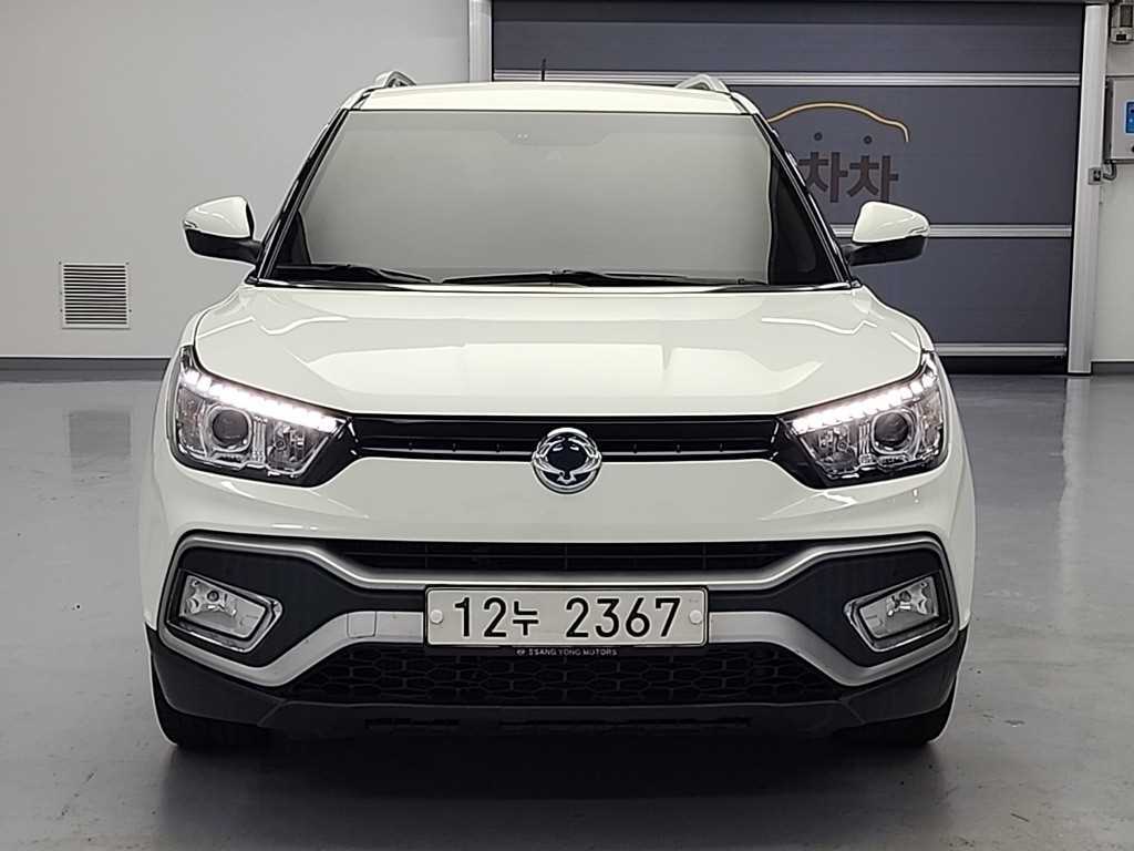 Ssangyong Tivoli - Vista 2