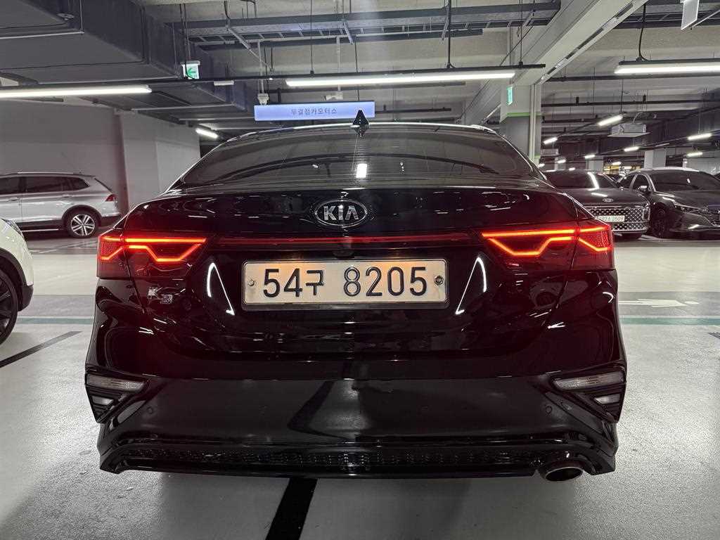 KIA K3 - Vista 6