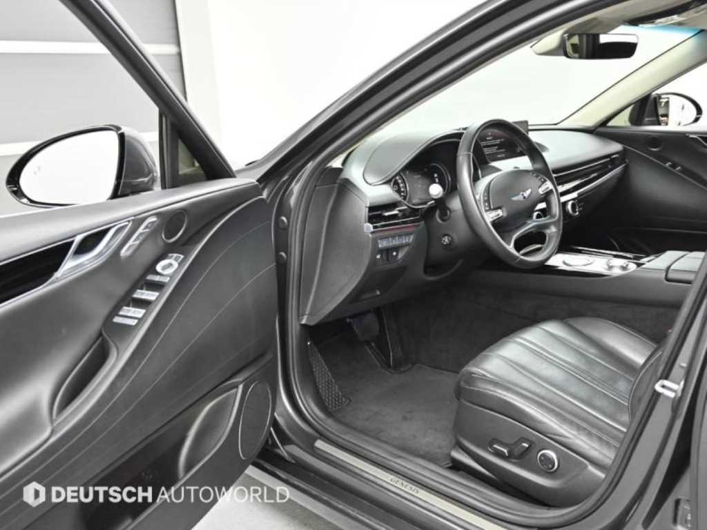 Genesis G80 - Vista 11