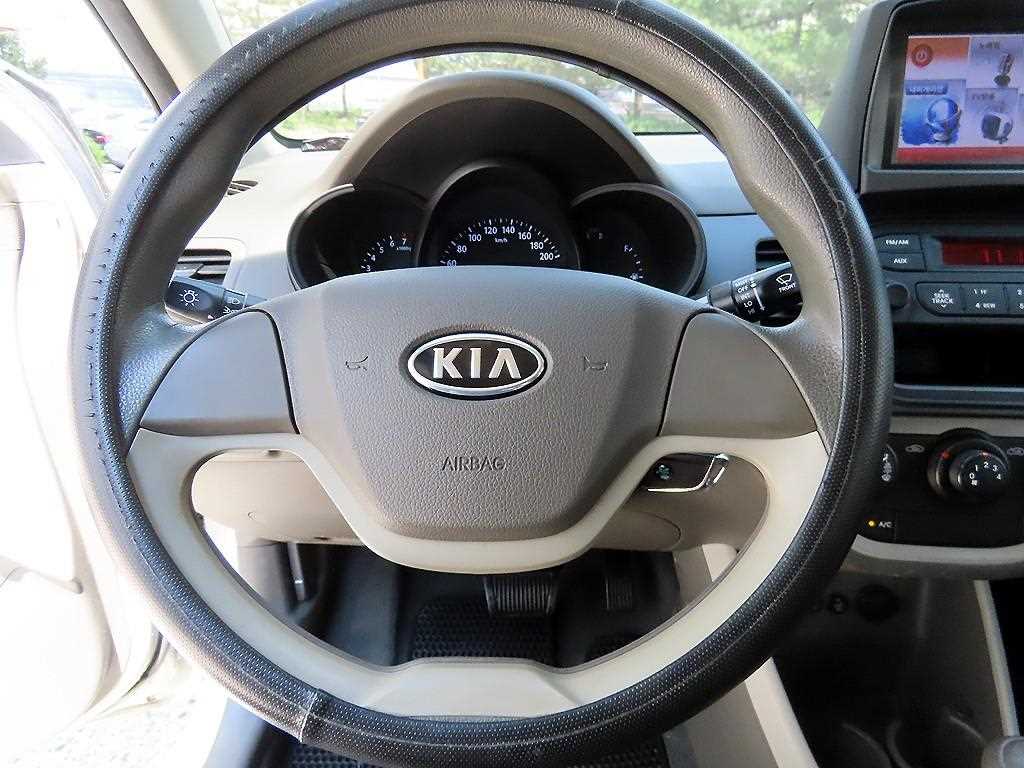 KIA Morning - Vista 8