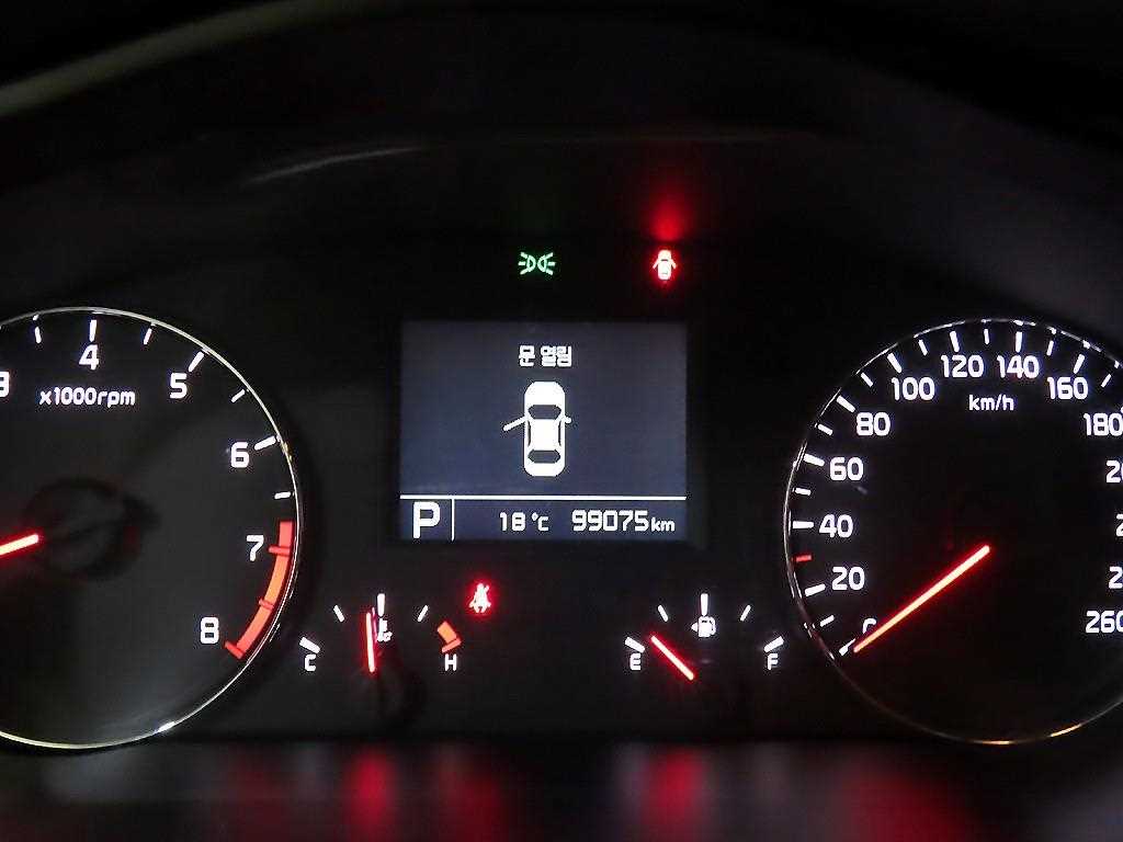 KIA K7 - Vista 9