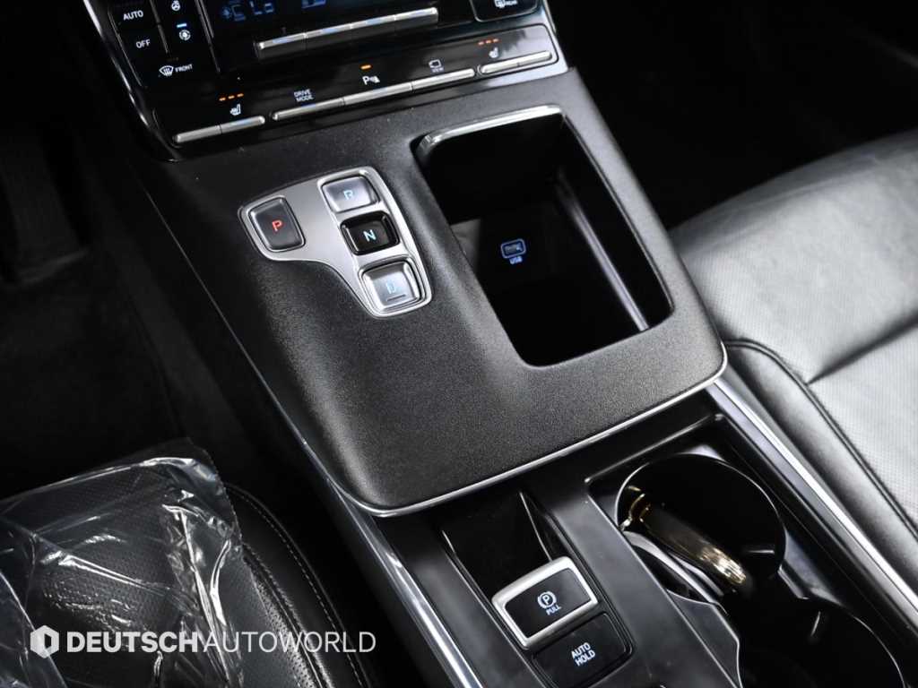 HYUNDAI Grandeur - Vista 9