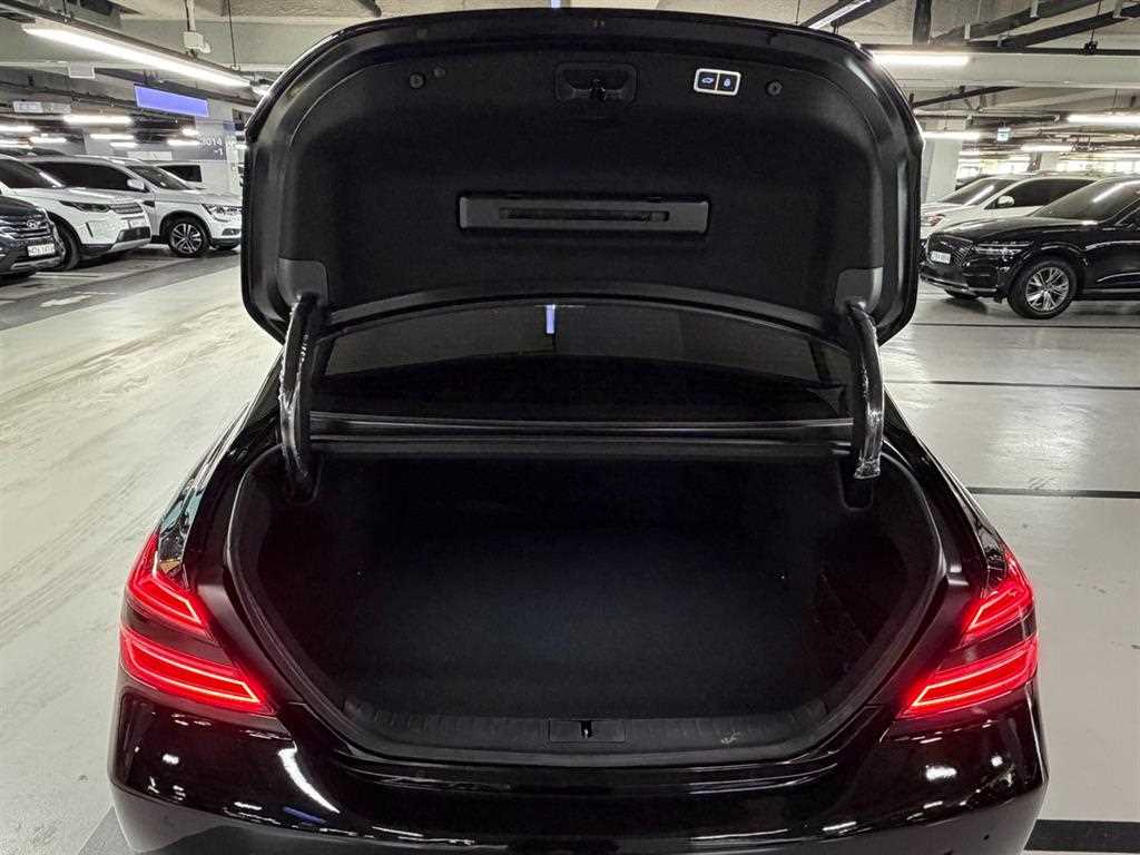 Genesis G70 2022 Negro - Importación desde Corea - HF Imports Iquique - Foto 18