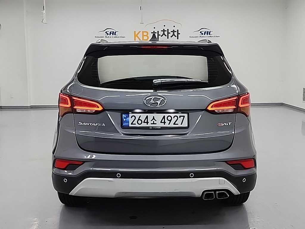 HYUNDAI Santa Fe - Vista 3