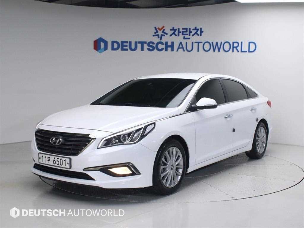 HYUNDAI Sonata - Vista 2