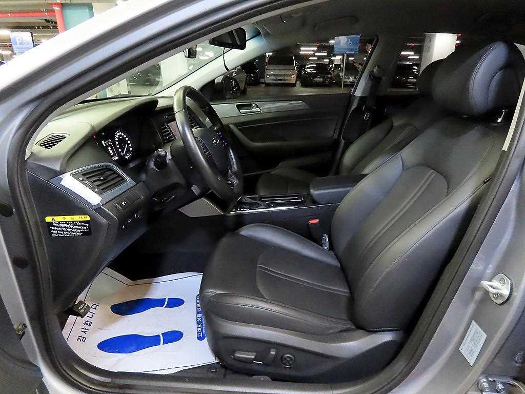 HYUNDAI Sonata - Vista 6