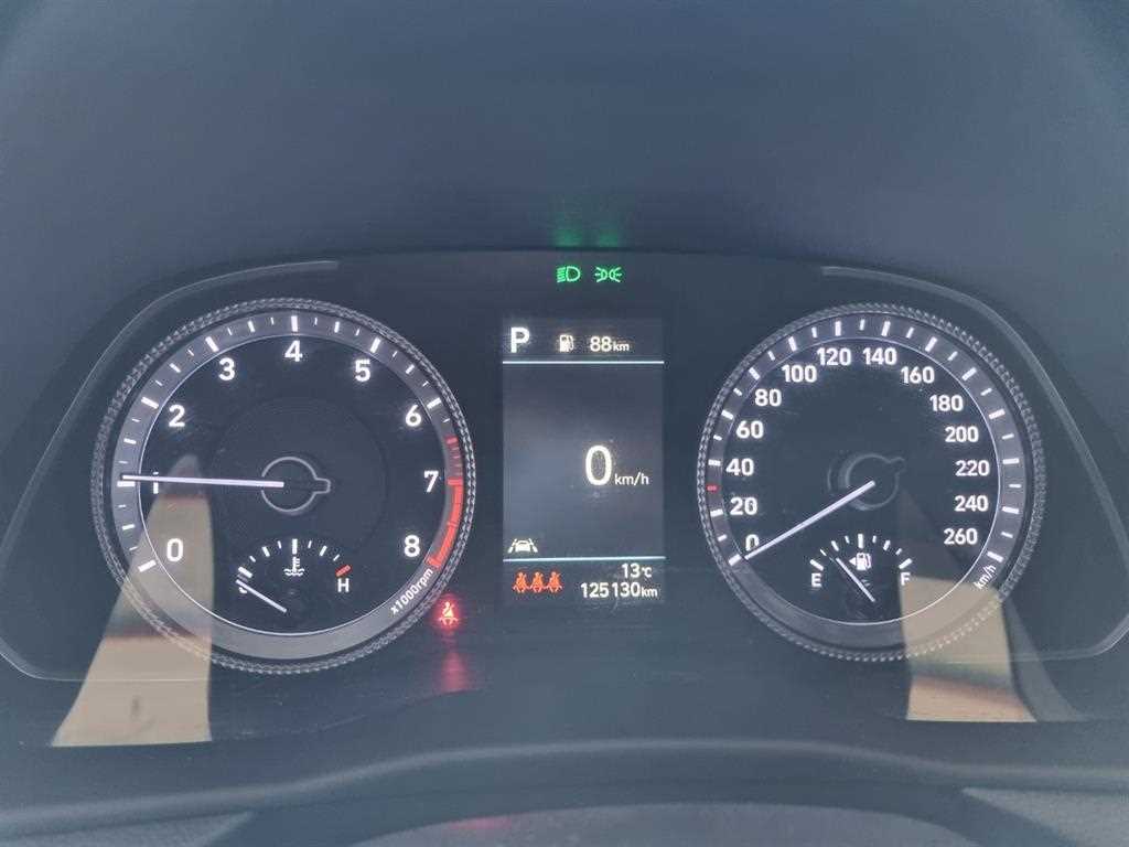 HYUNDAI Sonata - Vista 4