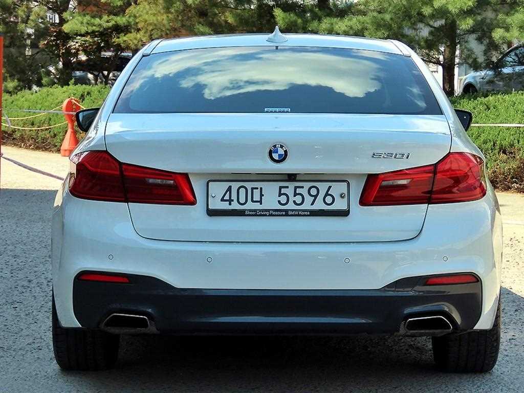 BMW 5 Series - Vista 4