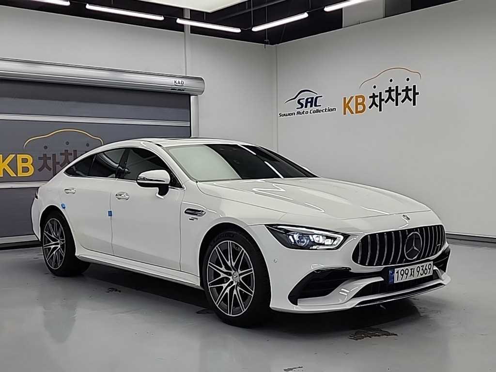 Mercedes Benz AMG GT - Vista 4