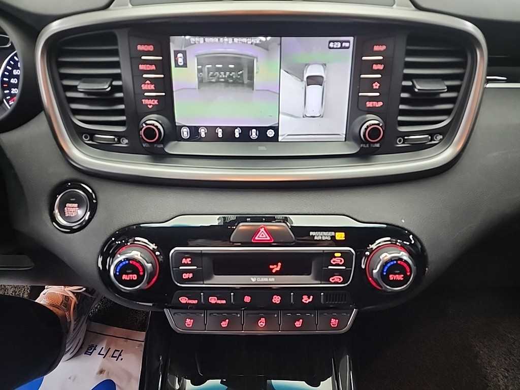 KIA Sorento - Vista 10