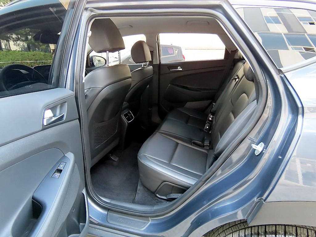 HYUNDAI Tucson - Vista 6