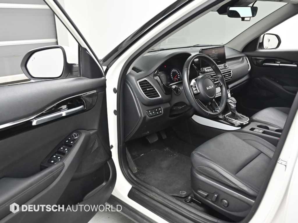 KIA Seltos - Vista 11