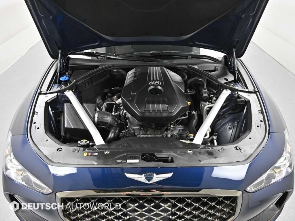 Genesis G70 - Vista 6