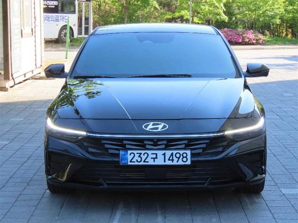 HYUNDAI Avante 2026 Negro - Importación desde Corea - HF Imports Iquique - Foto 1