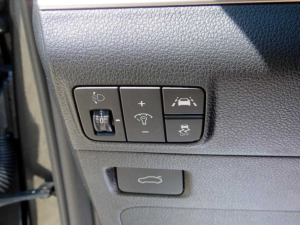 KIA K5 - Vista 12