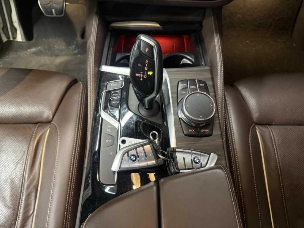 BMW 5 Series - Vista 11