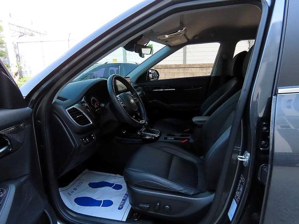 KIA Seltos - Vista 5