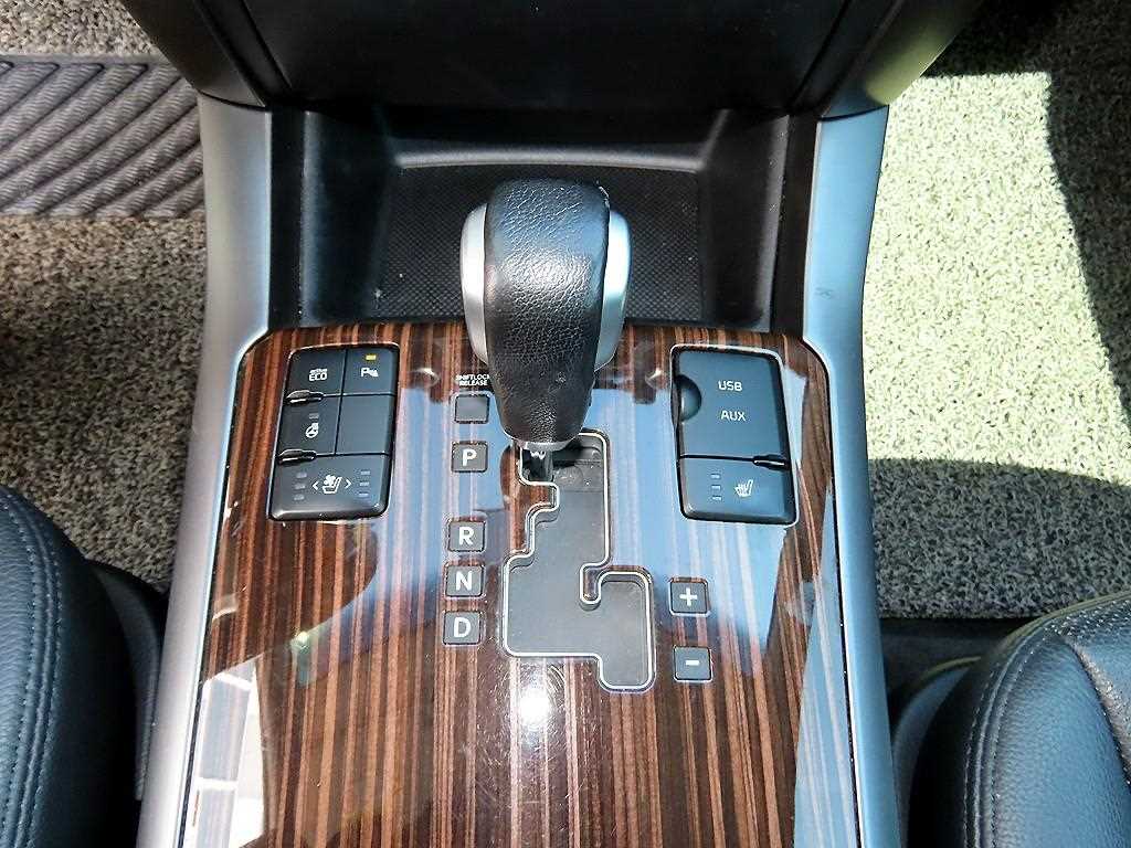 KIA Mohave - Vista 10