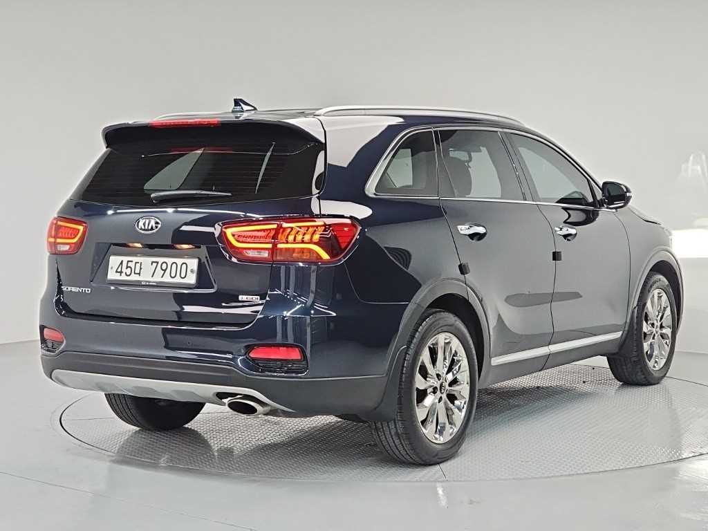 KIA Sorento - Vista 4