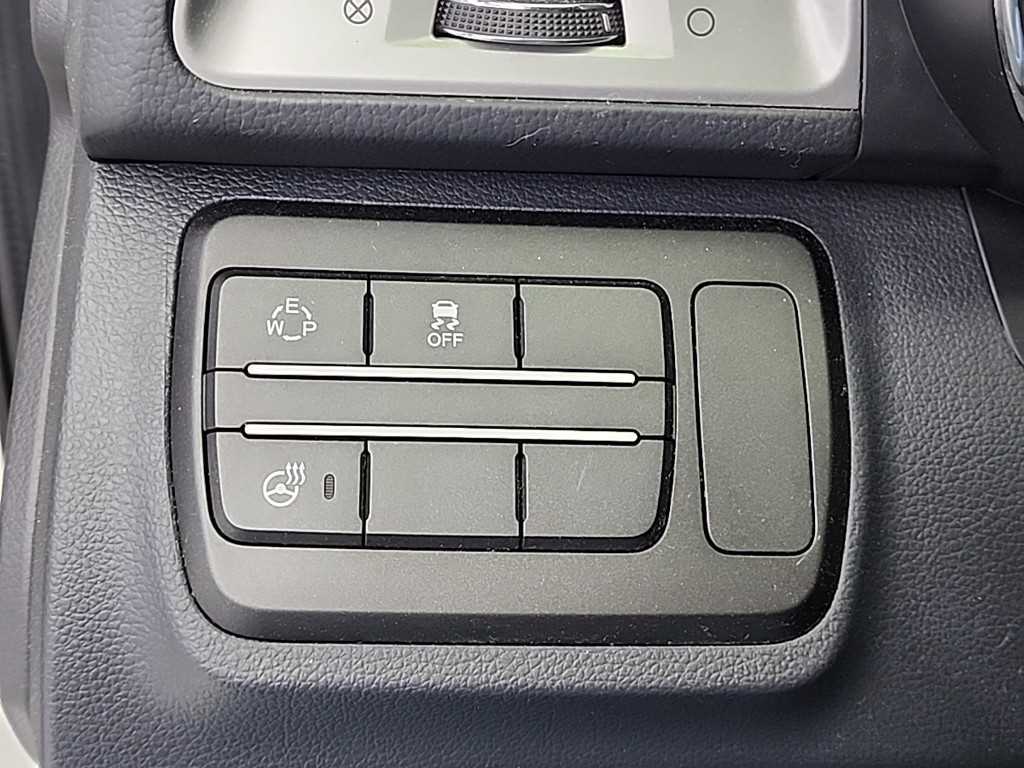 Ssangyong Tivoli 2015 the color of pearl - Importación desde Corea - HF Imports Iquique - Foto 16