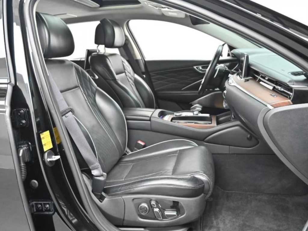 KIA K9 - Vista 10