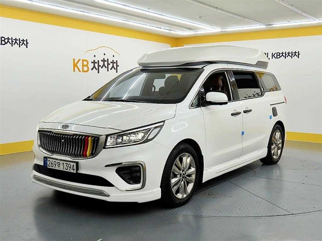 KIA Carnival - Vista 2