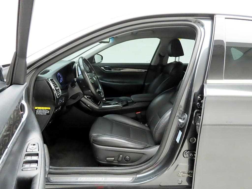 HYUNDAI Grandeur - Vista 12
