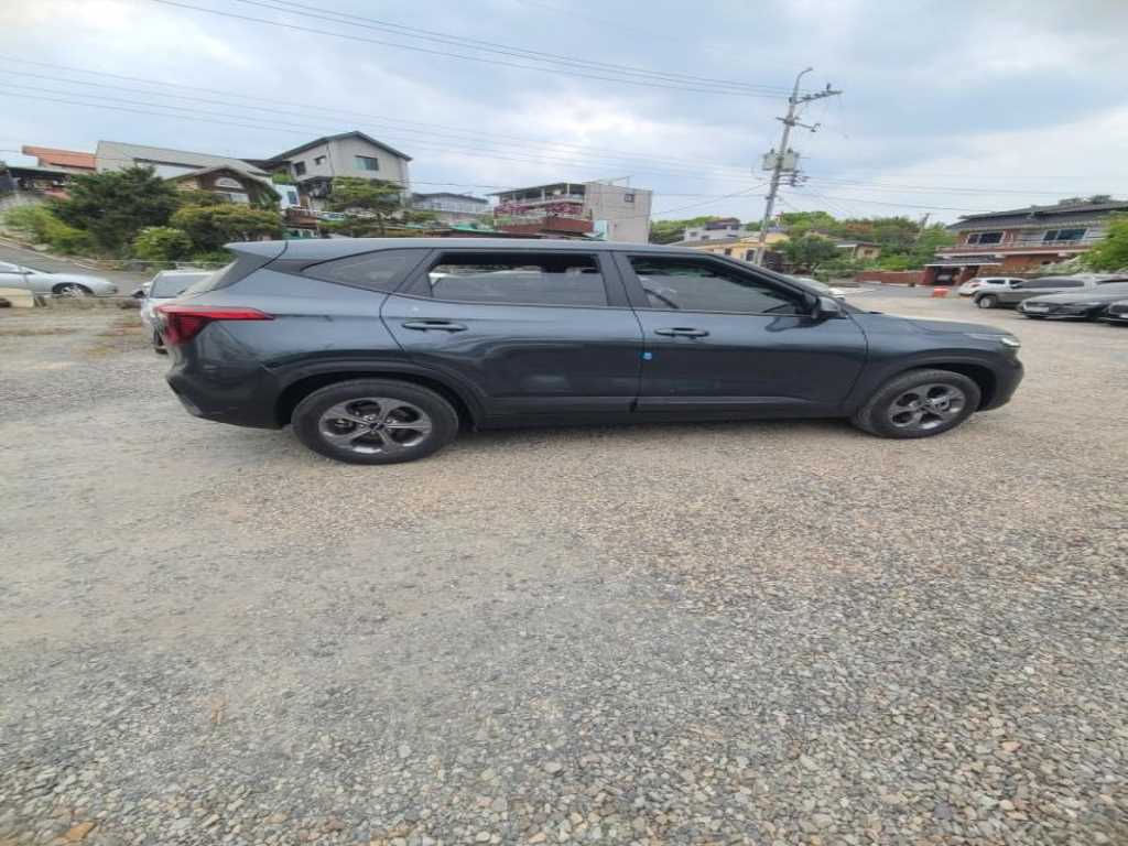 KIA Seltos - Vista 3