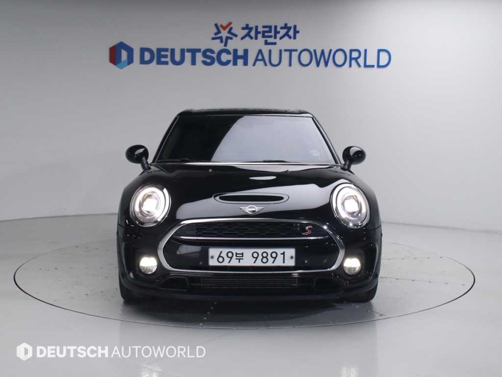 Mini Clubman - Vista 3