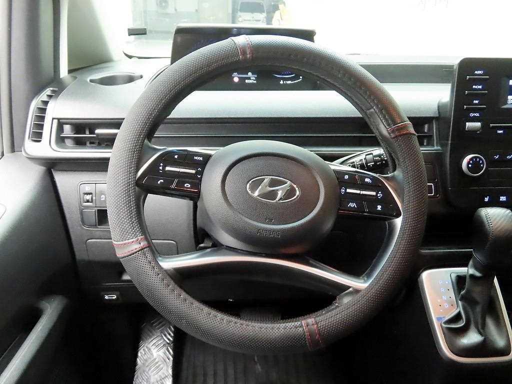 HYUNDAI Staria - Vista 7