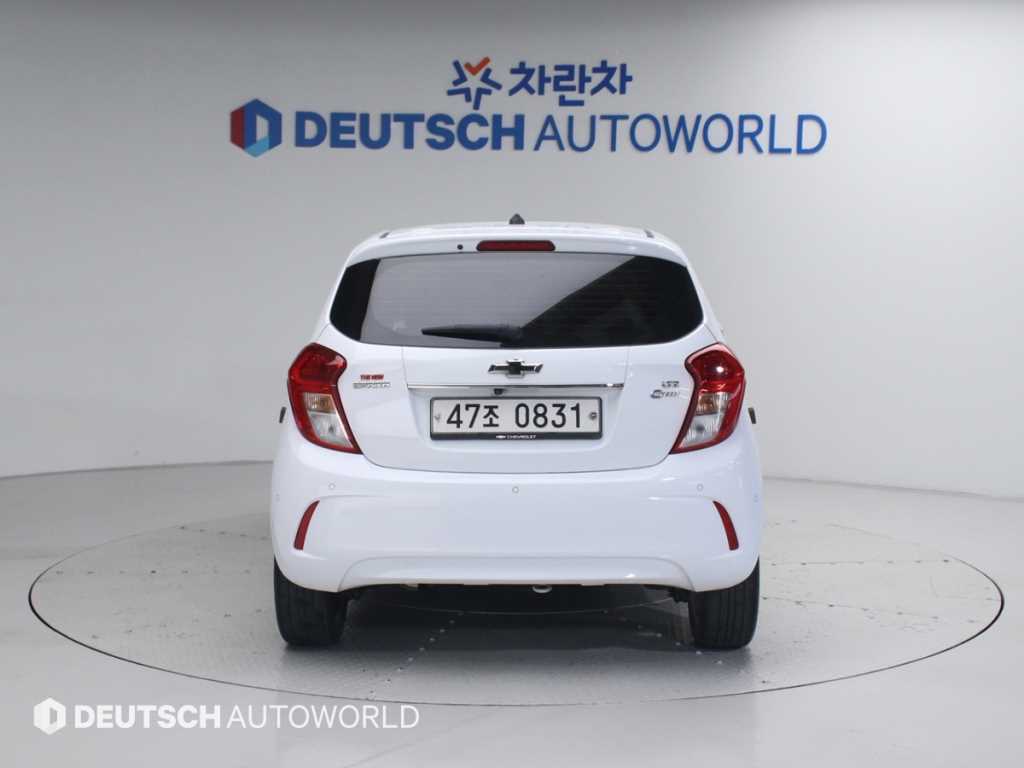 Chevrolet Spark - Vista 4