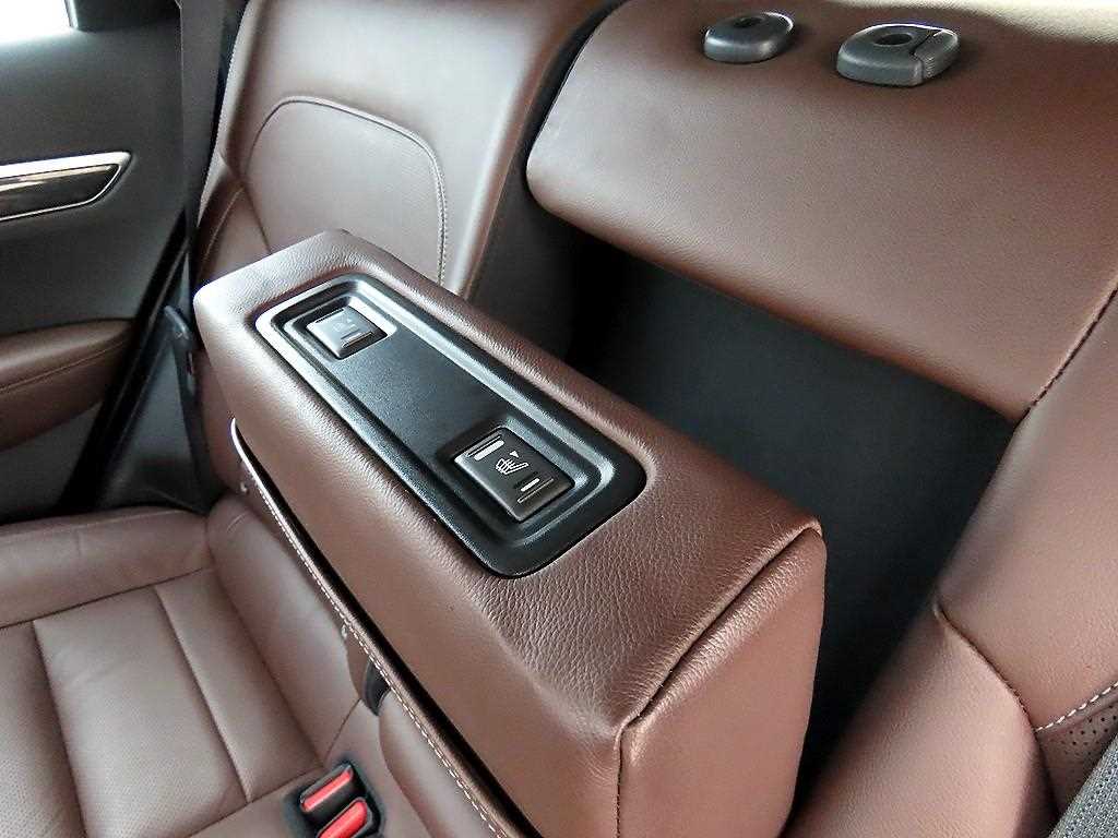 SAMSUNG QM6 2017 Blanco - Importación desde Corea - HF Imports Iquique - Foto 15