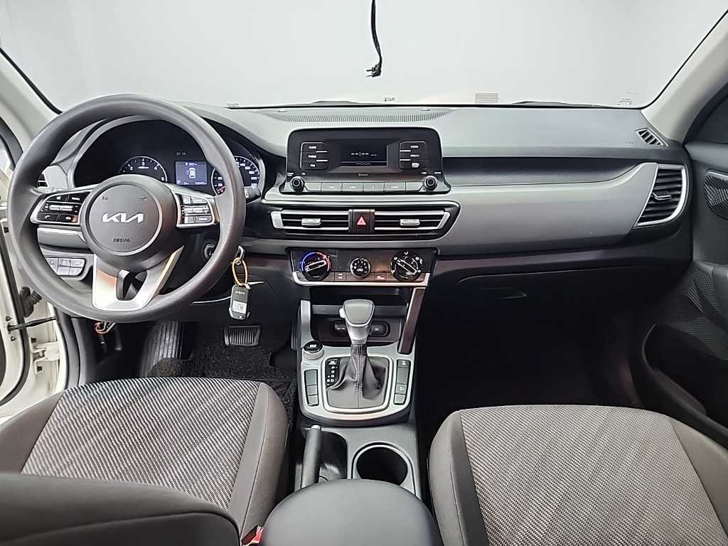 KIA Seltos - Vista 7