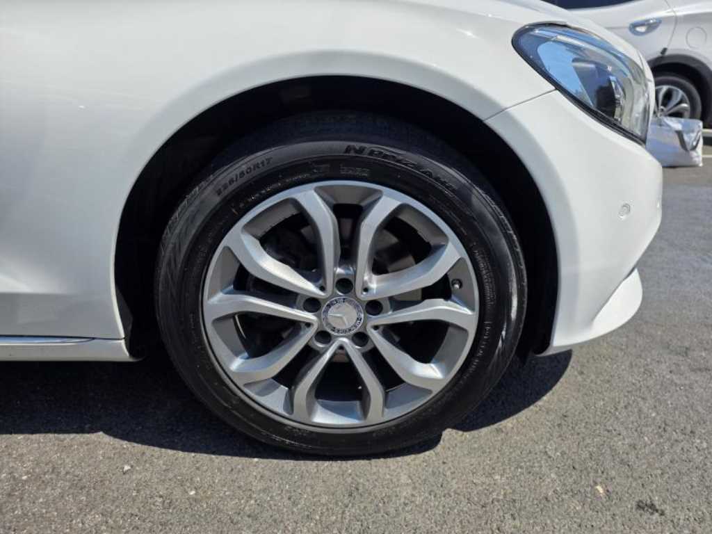 Mercedes Benz C Class 2015 Blanco - Importación desde Corea - HF Imports Iquique - Foto 20