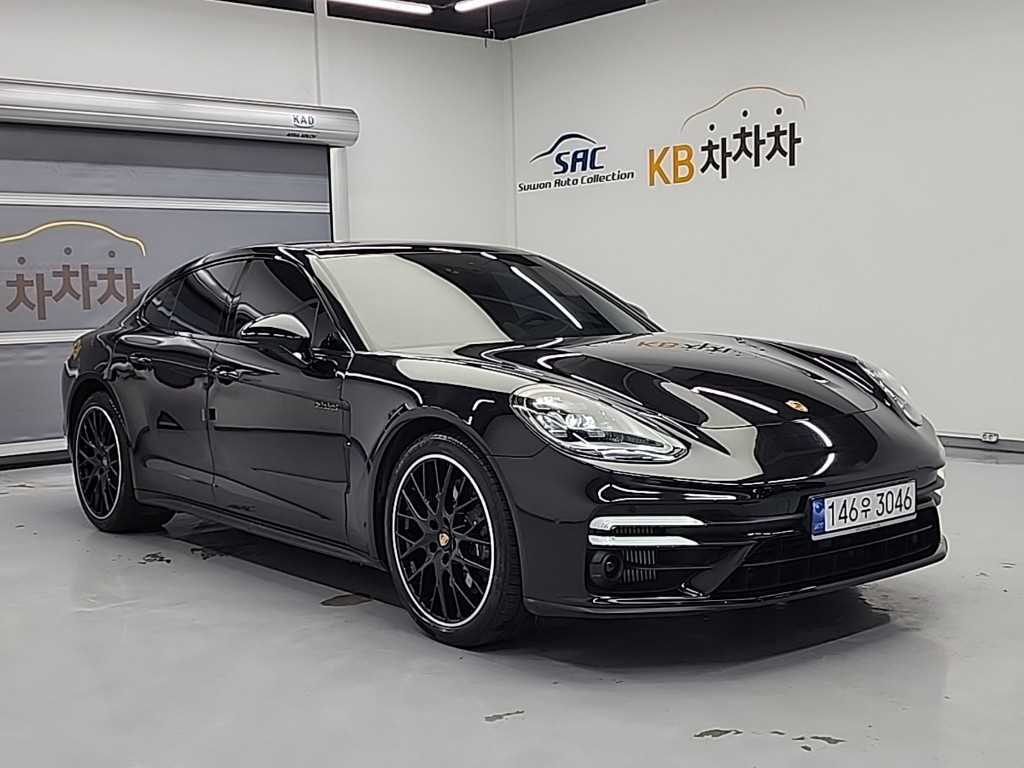 Porsche Panamera - Vista 3
