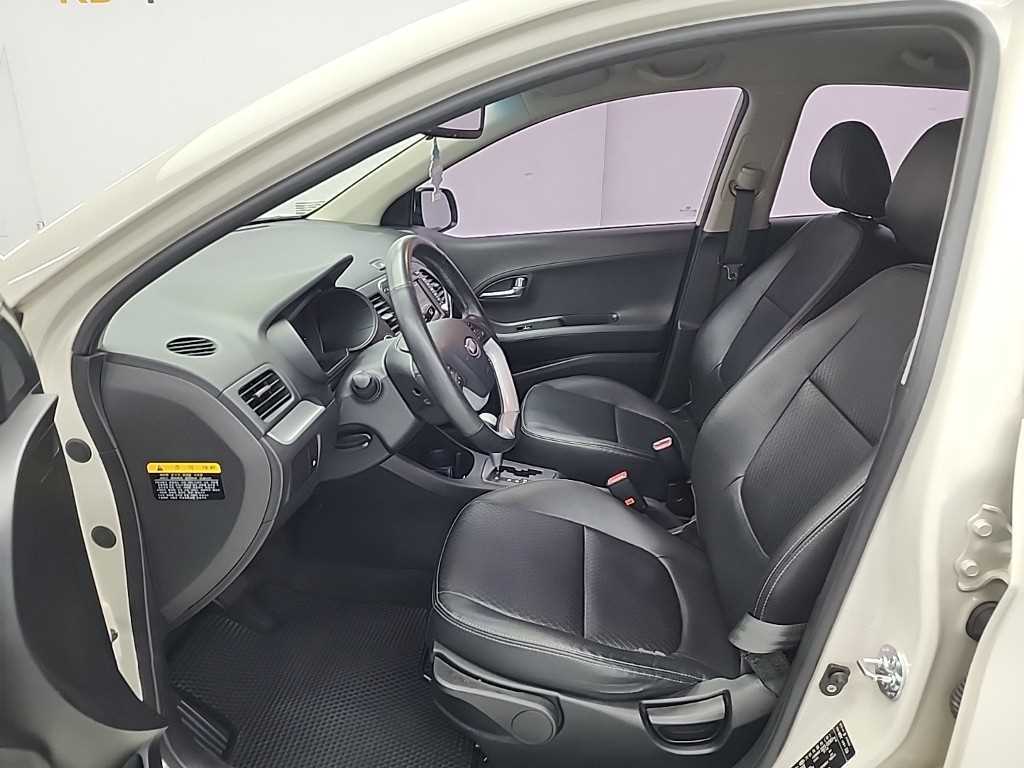 KIA Morning - Vista 11
