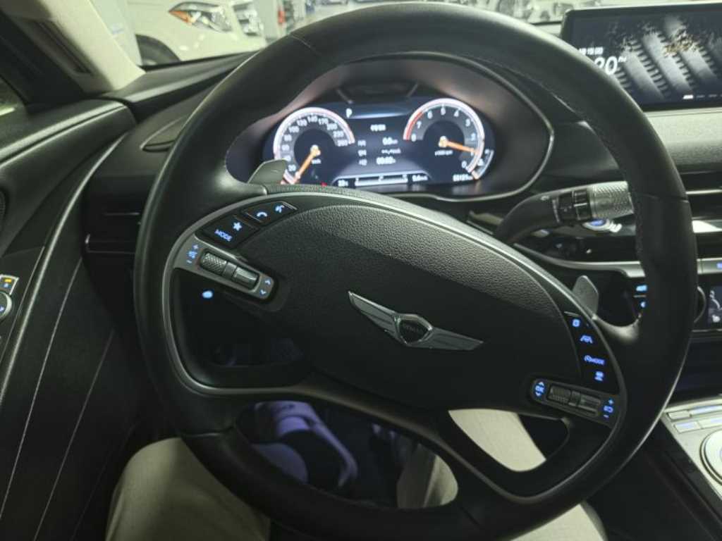 Genesis G80 - Vista 11