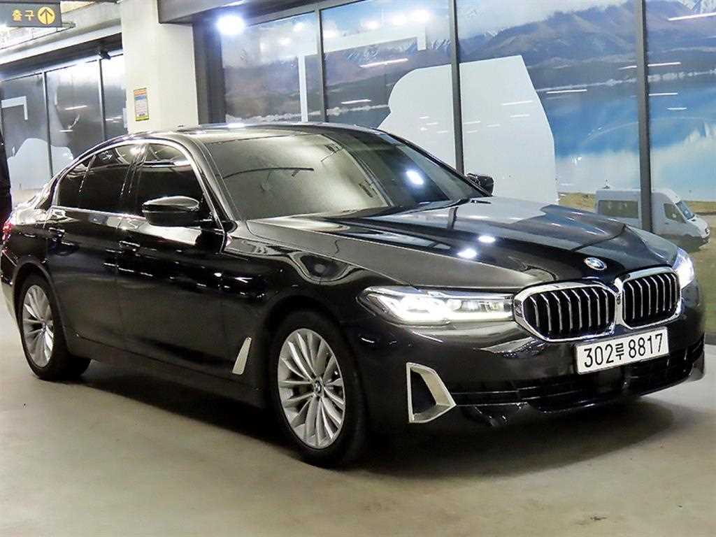 BMW 5 Series 2021 Negro - Importación desde Corea - HF Imports Iquique - Foto 1