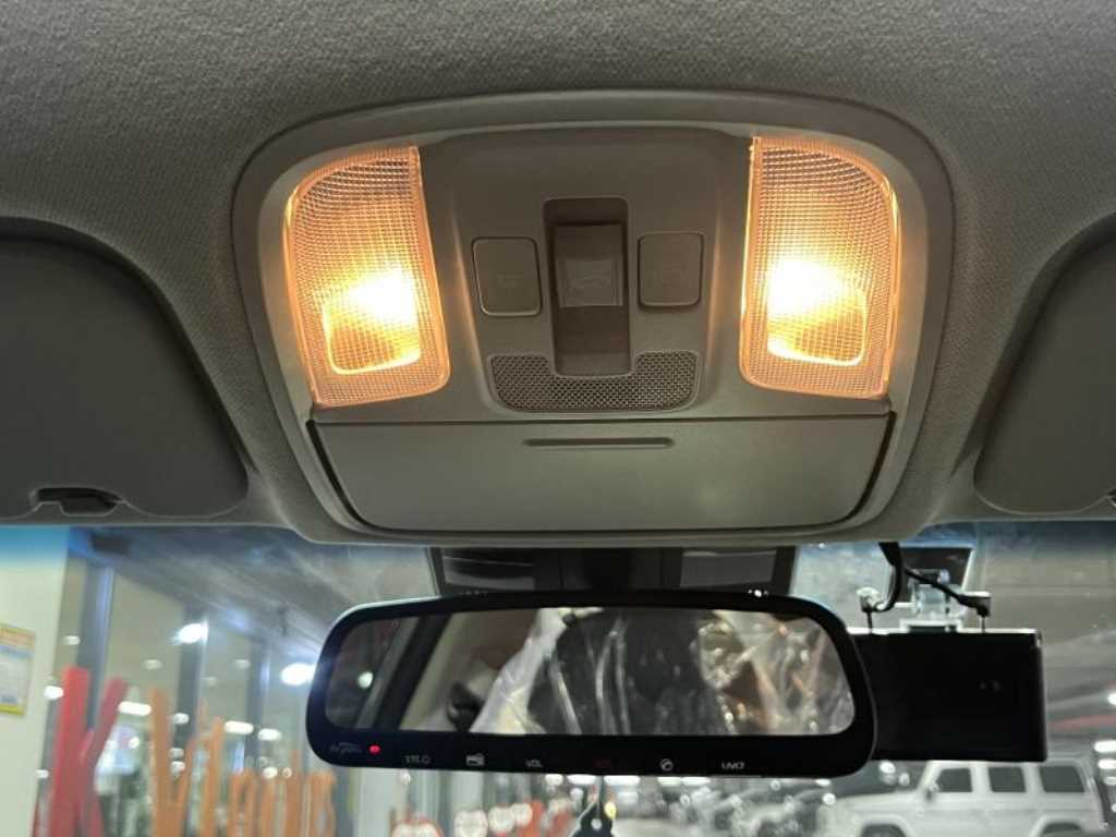 KIA Niro - Vista 8
