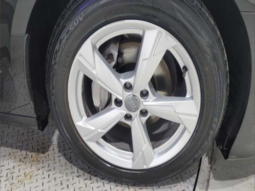 Audi A6 - Vista 5